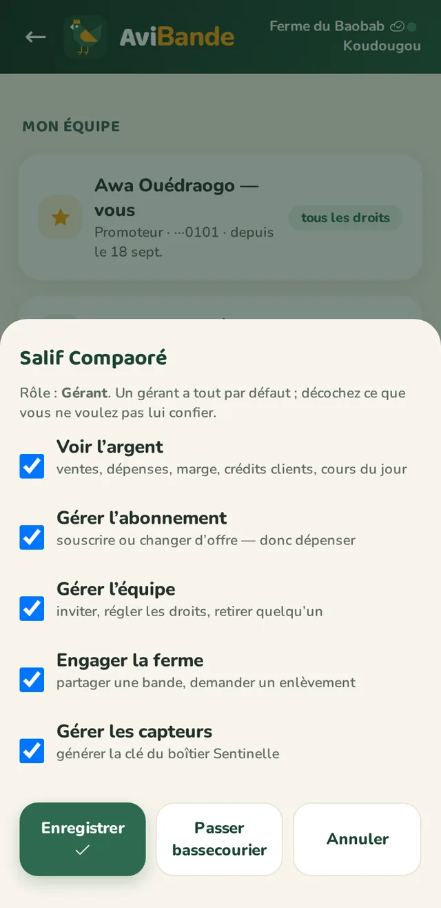 Feuille de réglage des droits d'un gérant : cinq cases à cocher et un bouton pour changer son rôle